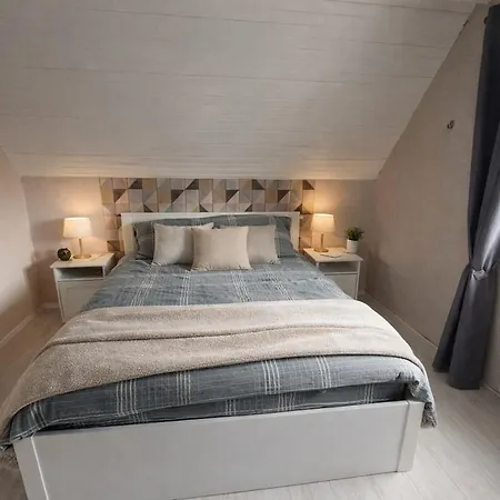 Holiday home Maison A La Campagne Enquinegatte